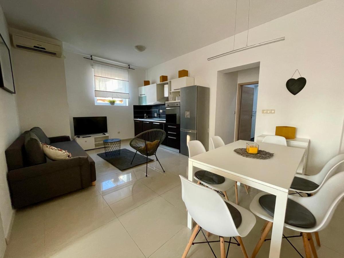 Apartments Luce 特罗吉尔 外观 照片